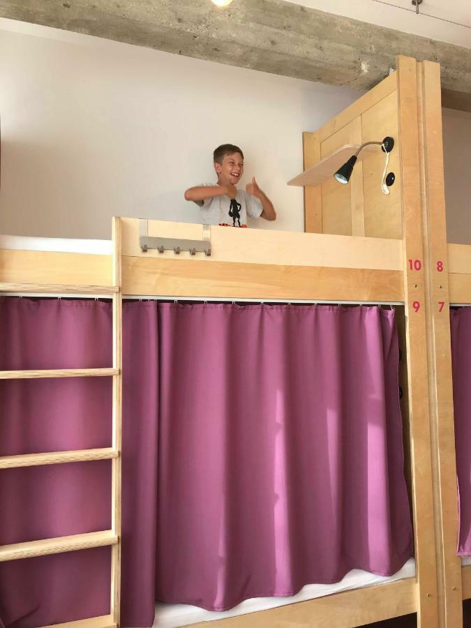 Cmyk Usti Nad Labem Hostel Eksteriør bilde